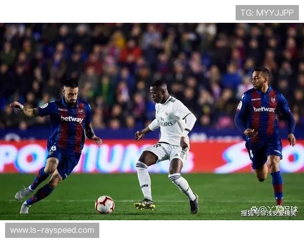 莱万特防线漏洞频出，主帅卡莱罗战术调整迫在眉睫