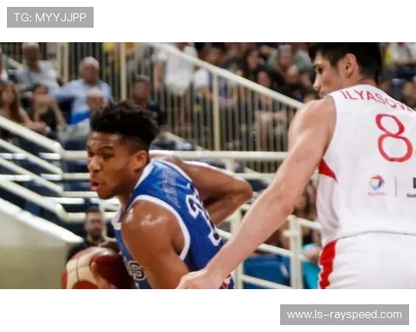 扬尼斯·阿德托昆博因伤退出全明星赛,达龙·福克斯递补入选美国条纹队 扬尼斯·阿德托昆博因伤退出全明星赛,达龙·福克斯递补入选美国条纹队